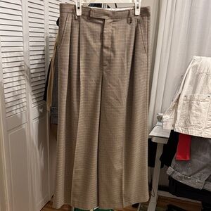 Astr Wide Leg Pants in Tan EUC size L